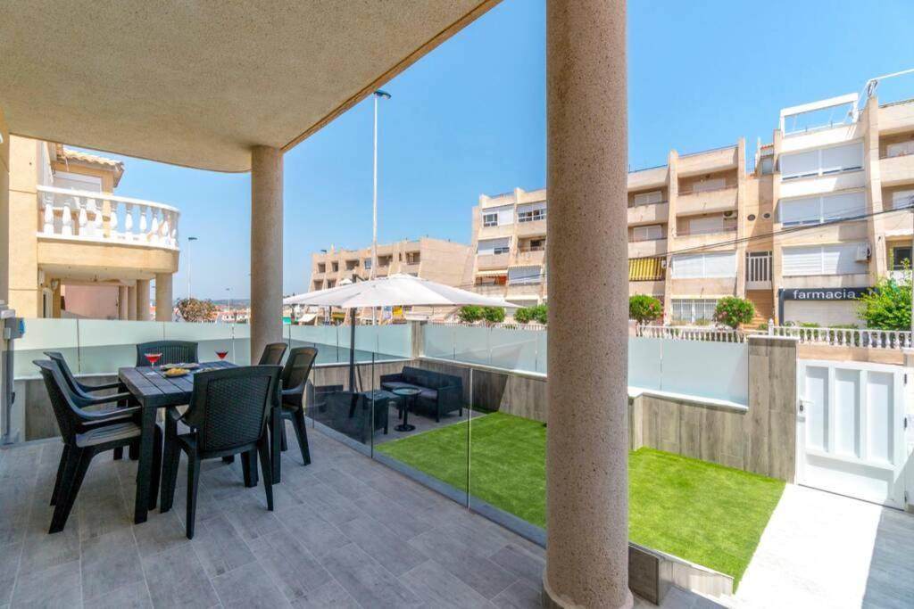 Villa-Capricho Playa - Zeus Torrevieja Eksteriør billede